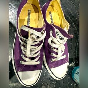 Converse 🍇 purple